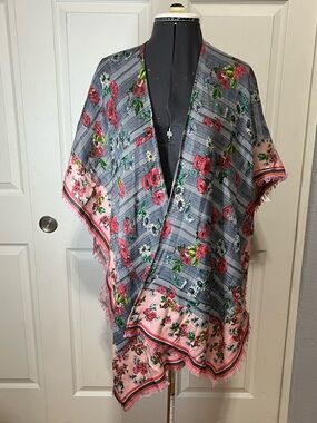 SAACHI Grey, Pink and Green Floral Wrap